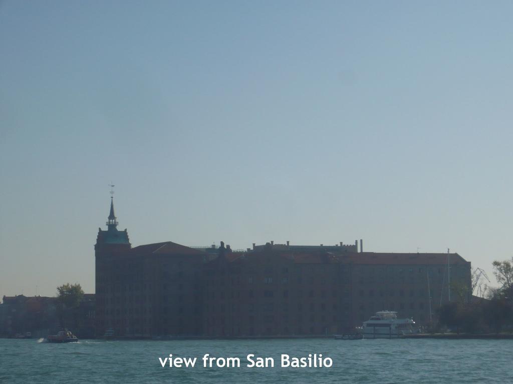 Apartmán Cruise Harbor Next 4Pax, Mob Aircond, Wifi Benátky Exteriér fotografie
